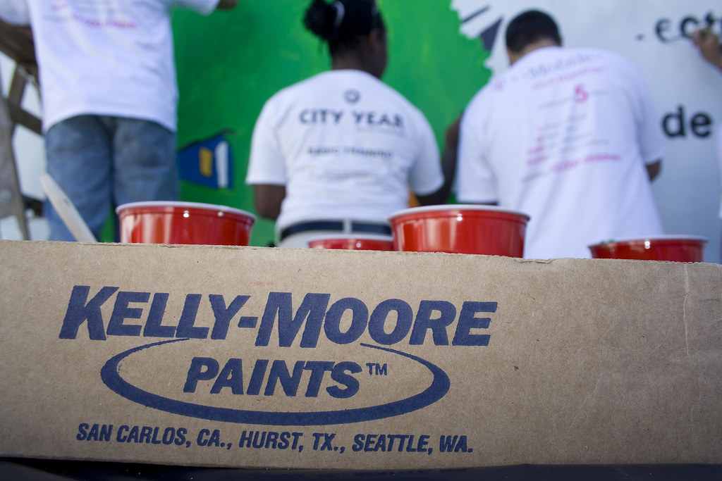 Kelly Moore Kelly Moore Paints donated more than 1,000 wo… Flickr