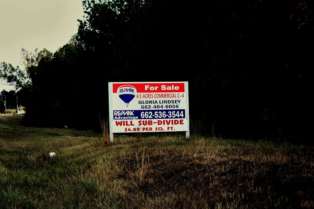 GOODMAN RD COMMERCIAL PROPERTY (2) 4.5 +A commercial prope… Flickr