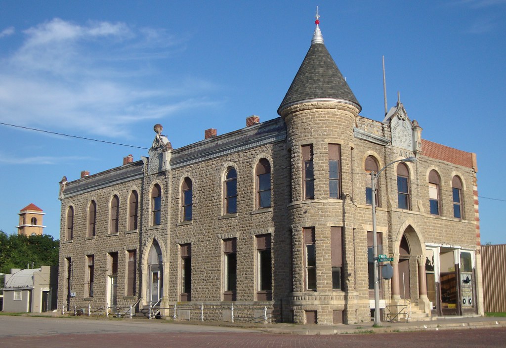 Old Howard National Bank (Howard, Kansas) Located in the h… Flickr