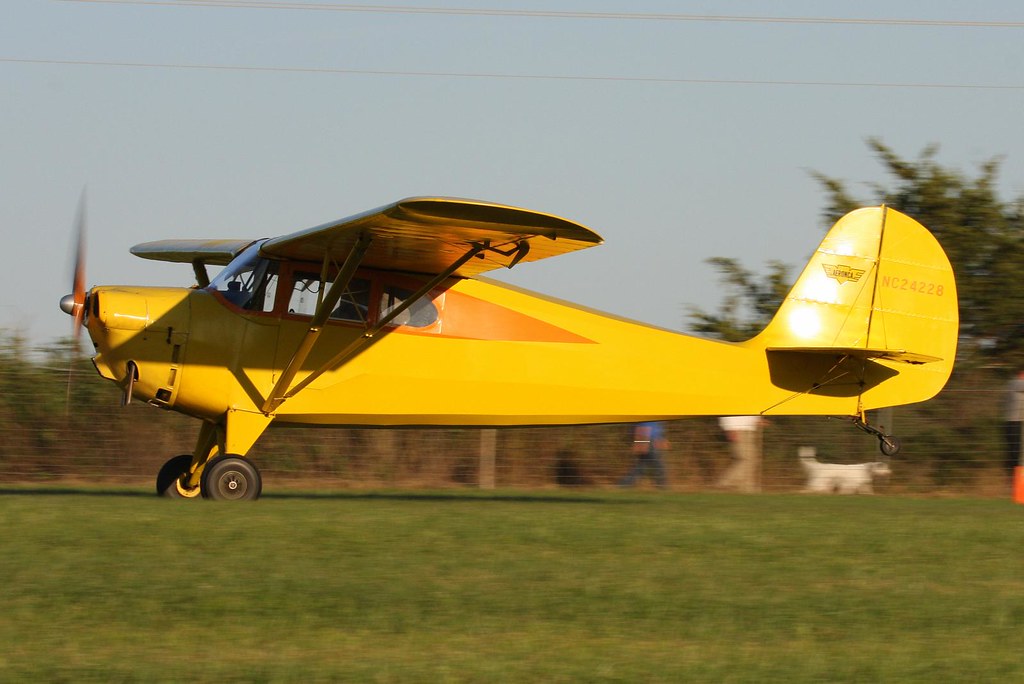 IMG_1686 (Blakesburg FlyIn 2010) D. Miller Flickr