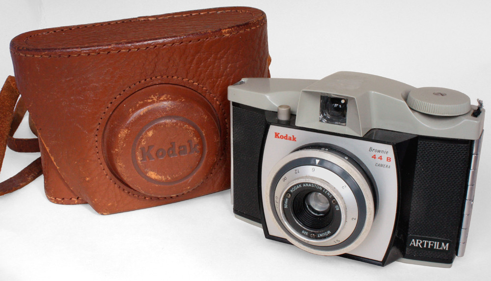Kodak Brownie 44B A 127 viewfinder camera with two speeds â€¦ Flickr