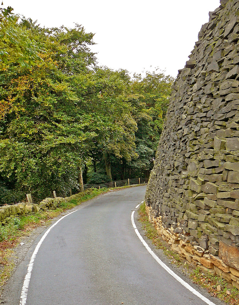 Blind corner Long Lane, Queensbury Tim Green Flickr