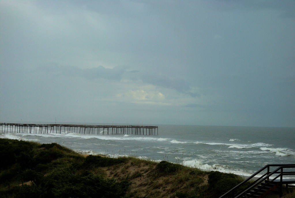 20100928_25 A series of shots of the weather at Avon, NC o… Flickr