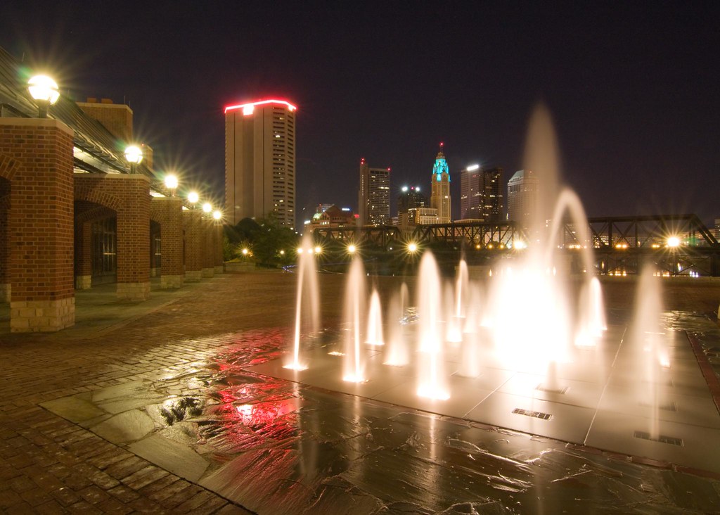 Downtown Columbus fountain Patrick Fleer Flickr