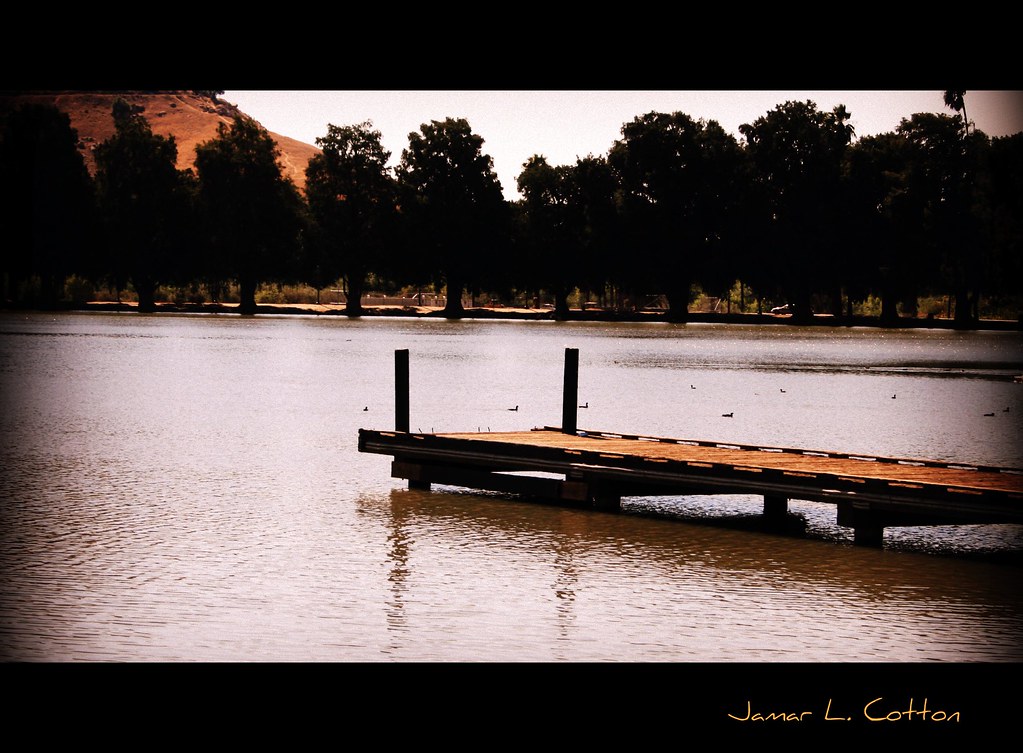 Lake Evans Lake Evans in Fairmount Park provides a mouthfu… Flickr