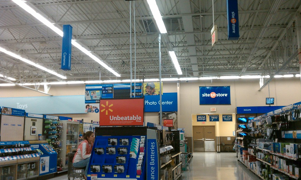 WalMart Owatonna, Minnesota Electronics Nathan Bush Flickr