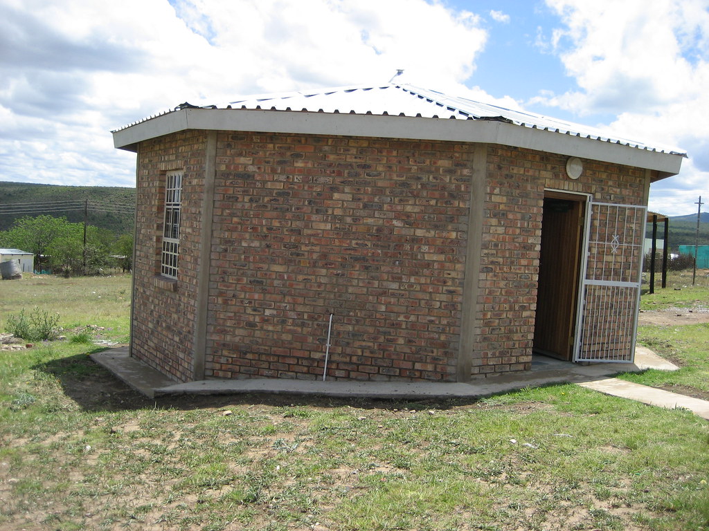 The completion of Chipping Norton House Nov 2007 ChipSocSci Flickr