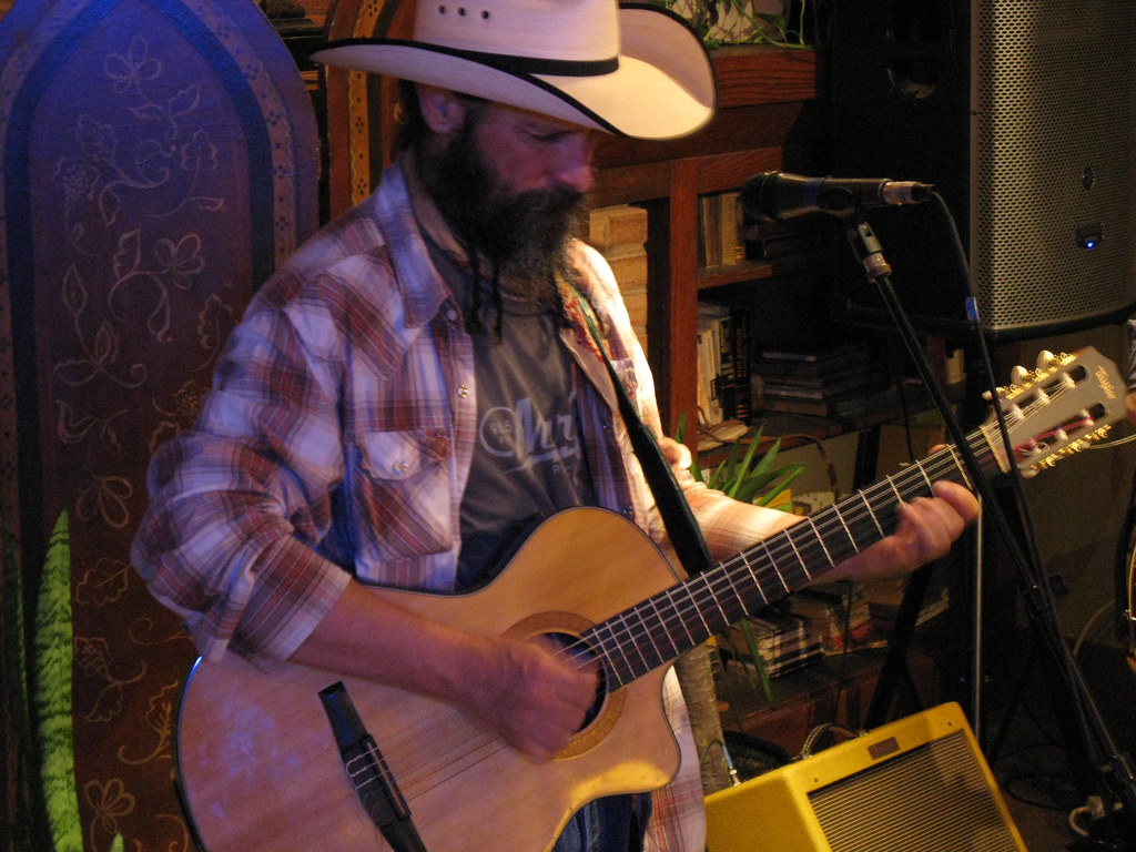 David Olney & Sergio b, July 29, 2010 David Olney & Ser… Flickr