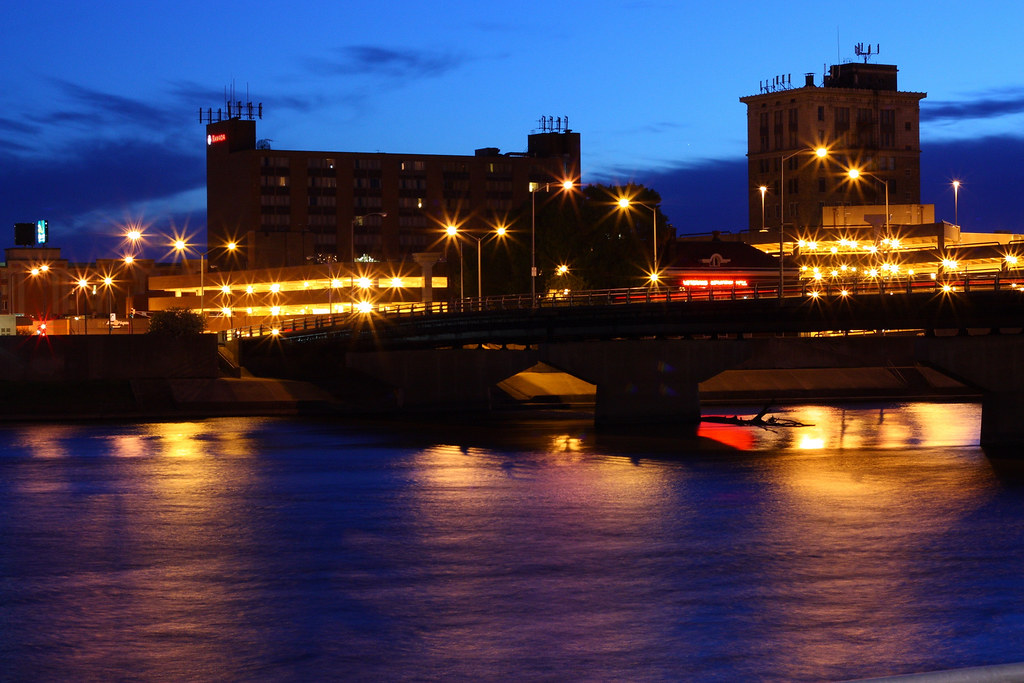 Downtown Waterloo, IA bengstr Flickr