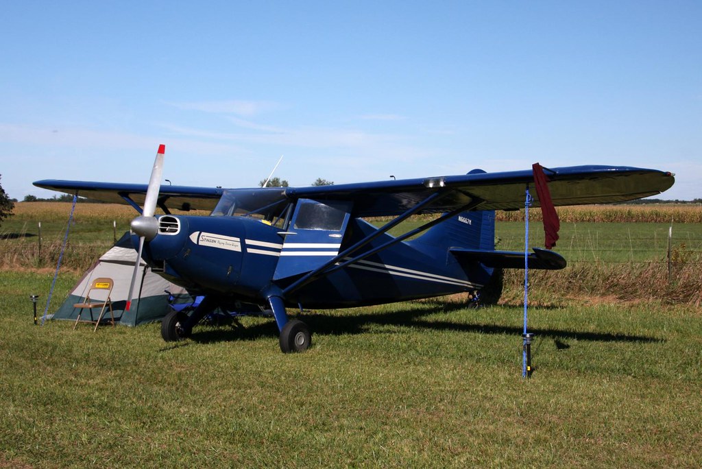 IMG_9531 (Blakesburg FlyIn 2010) D. Miller Flickr