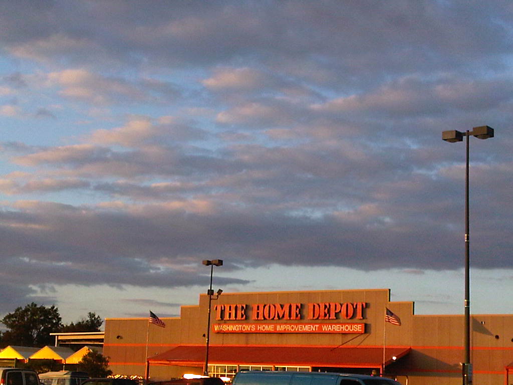 Home Depot Sunset Sunsets here are always amazing, dunno w… Flickr