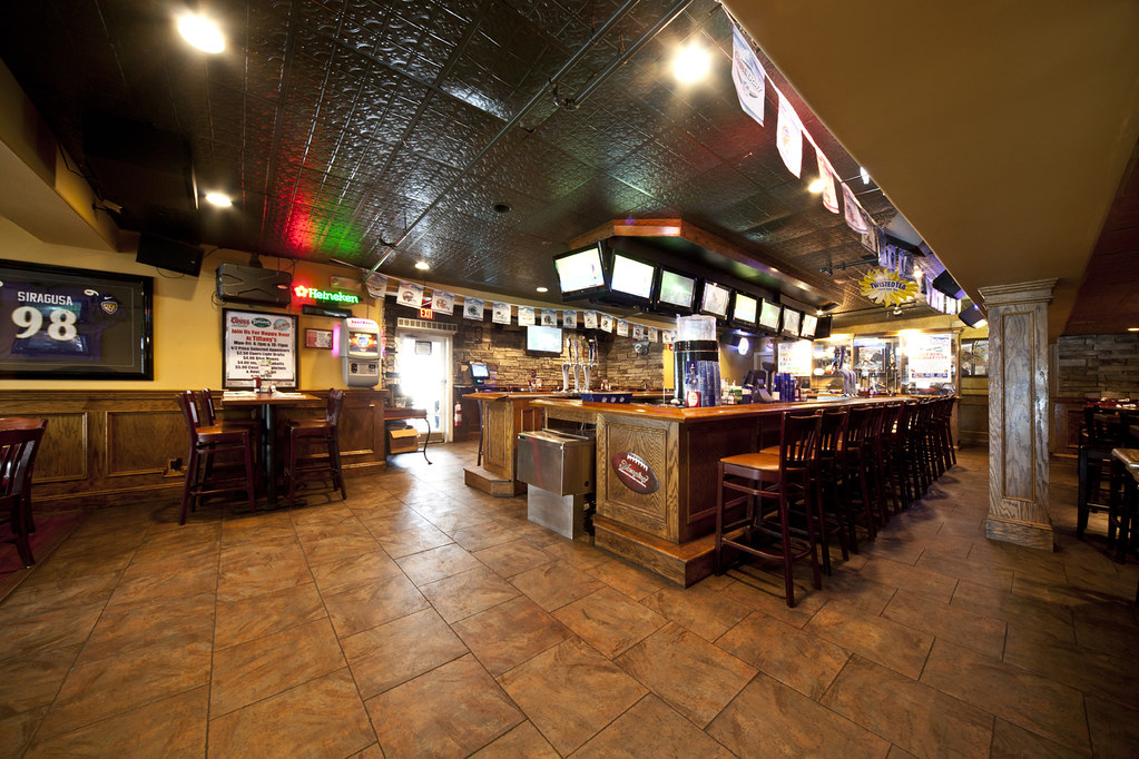 Tiffany's Restaurant Pine Brook, Tiff's Bar & Grill Pine B