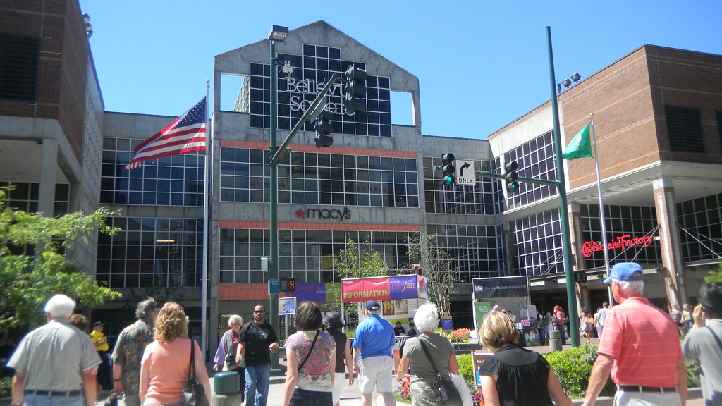 0724201002 The entrance to Bellevue Square, the downtown … Flickr