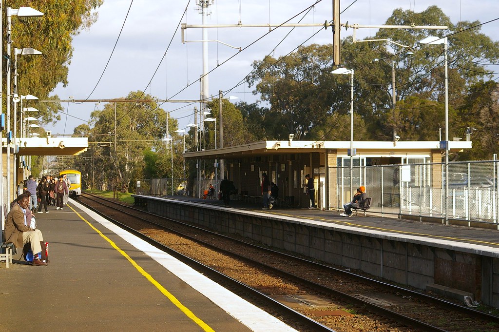 Noble Park Station Noble Park is located 27.376km on the P… Flickr