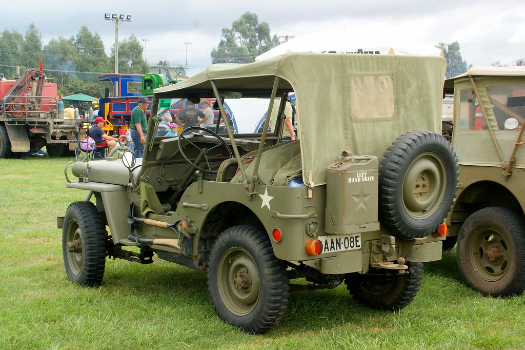Jeep Highlands Steam & Vintage Fair 2011 DSC07854 Ian Sutton Flickr