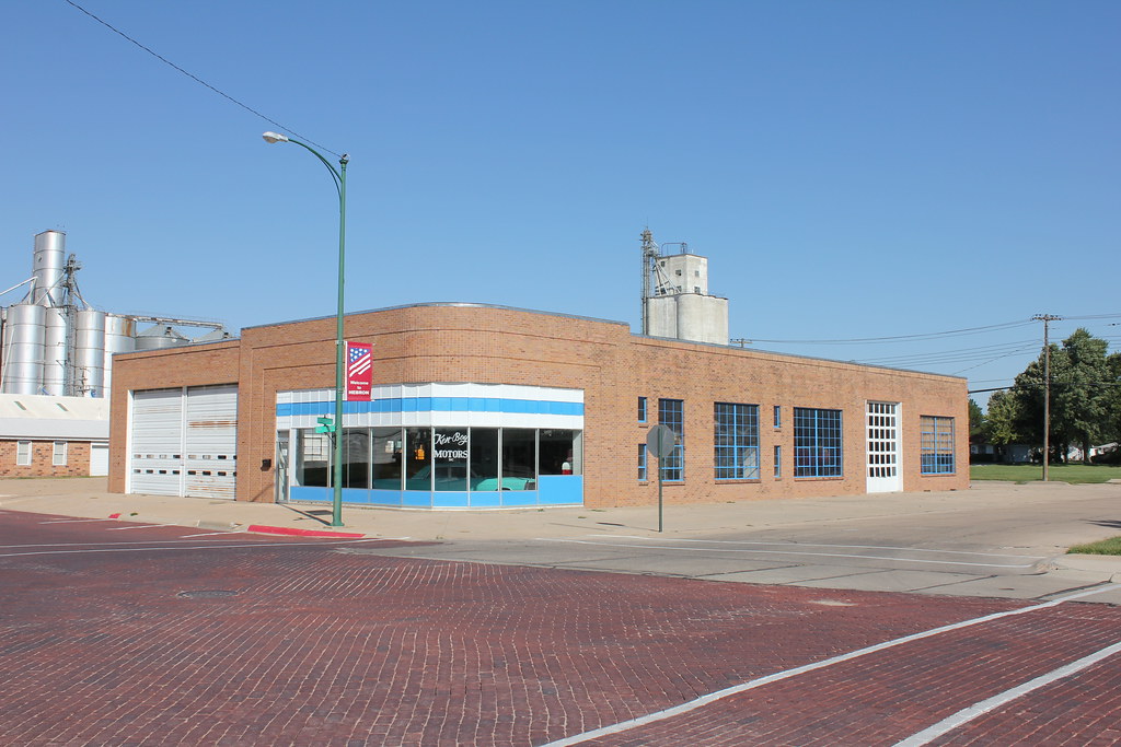 KenBoy Motors Building Hebron, NE A former ChevroletOl… Flickr