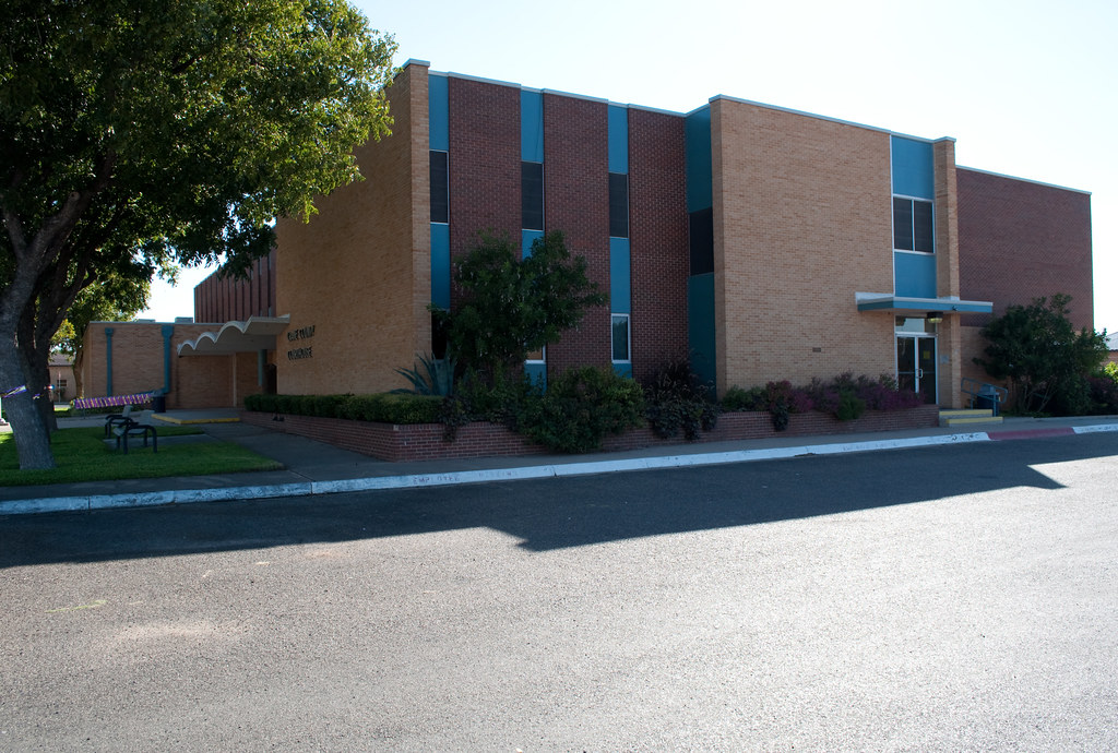 Crane County Courthouse The Crane County Courthouse in Cra… Flickr