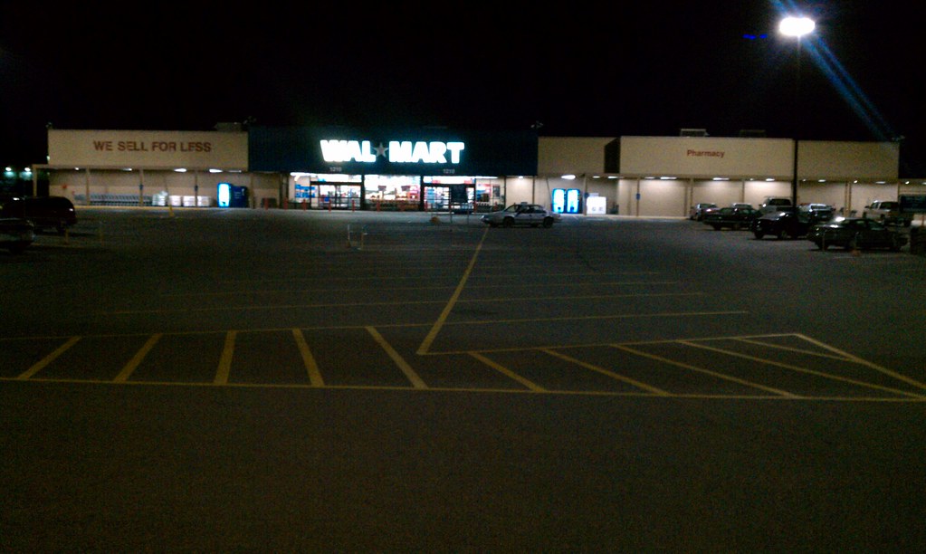 Flickriver Photoset 'WalMart Blue Earth, Minnesota' by