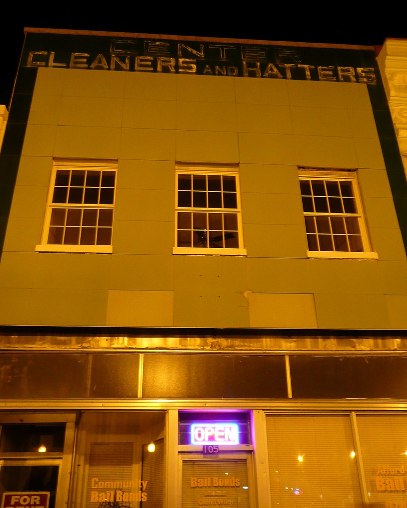 Fayetteville, NC Cleaners and Hatters at night In the Libe… Flickr