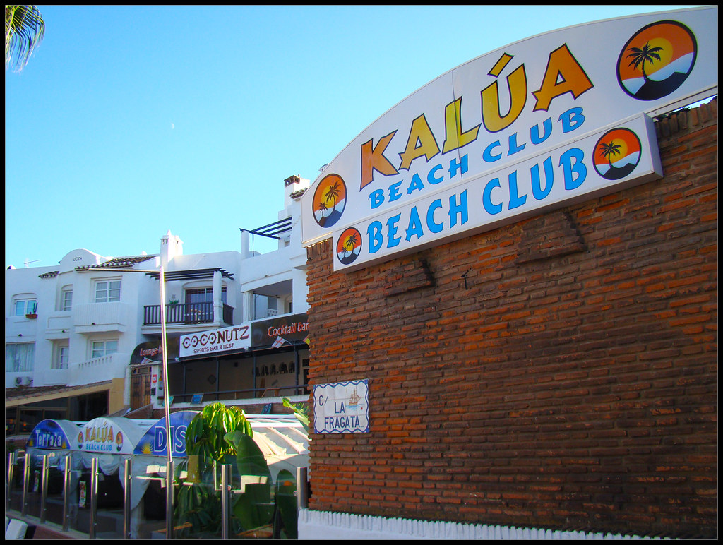 Kalúa Beach Club Más info en Twi… Flickr