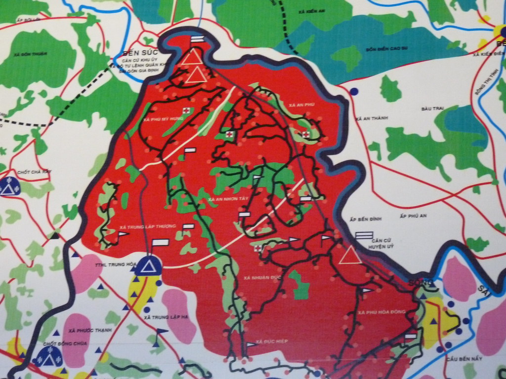 Map of the CuChi Tunnels A map showing the area taken up … Flickr