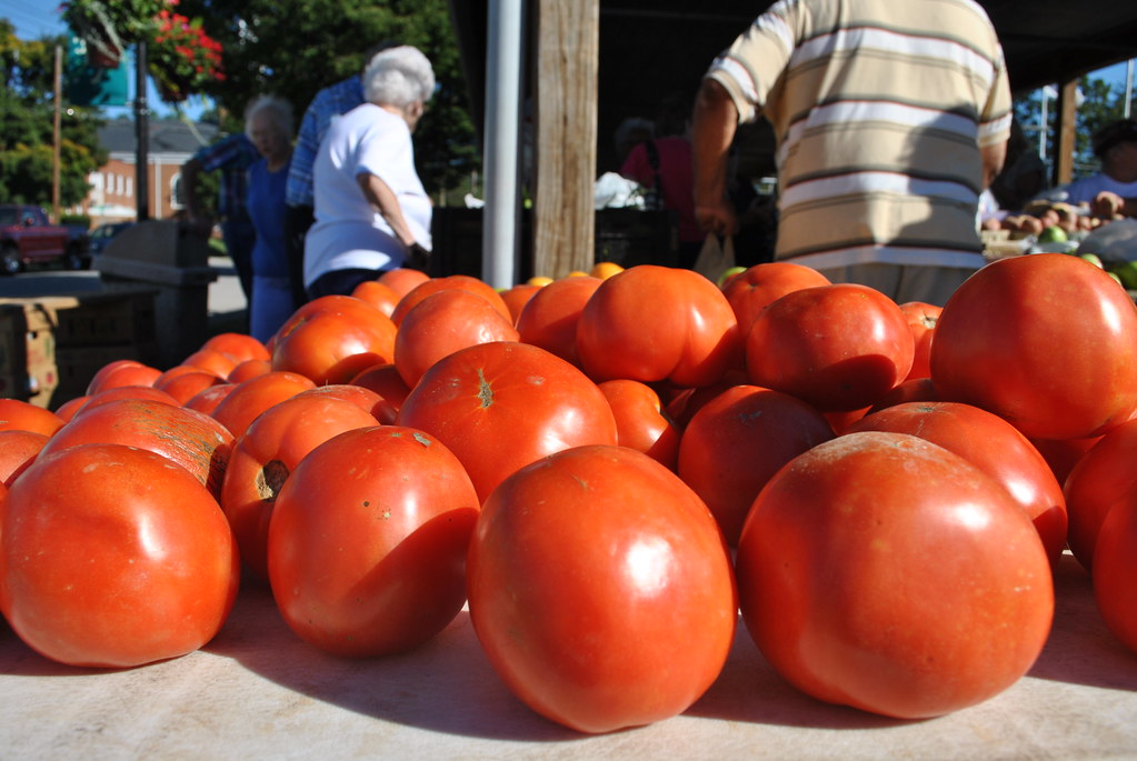 HOME GROWN TOMATOES Fresh ripe home grown tomatoes at the … Flickr