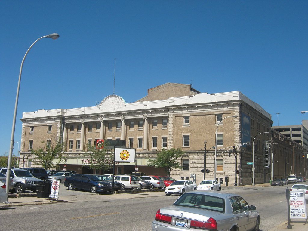 Louisville Gardens The Louisville Gardens is a multi purpo… Flickr