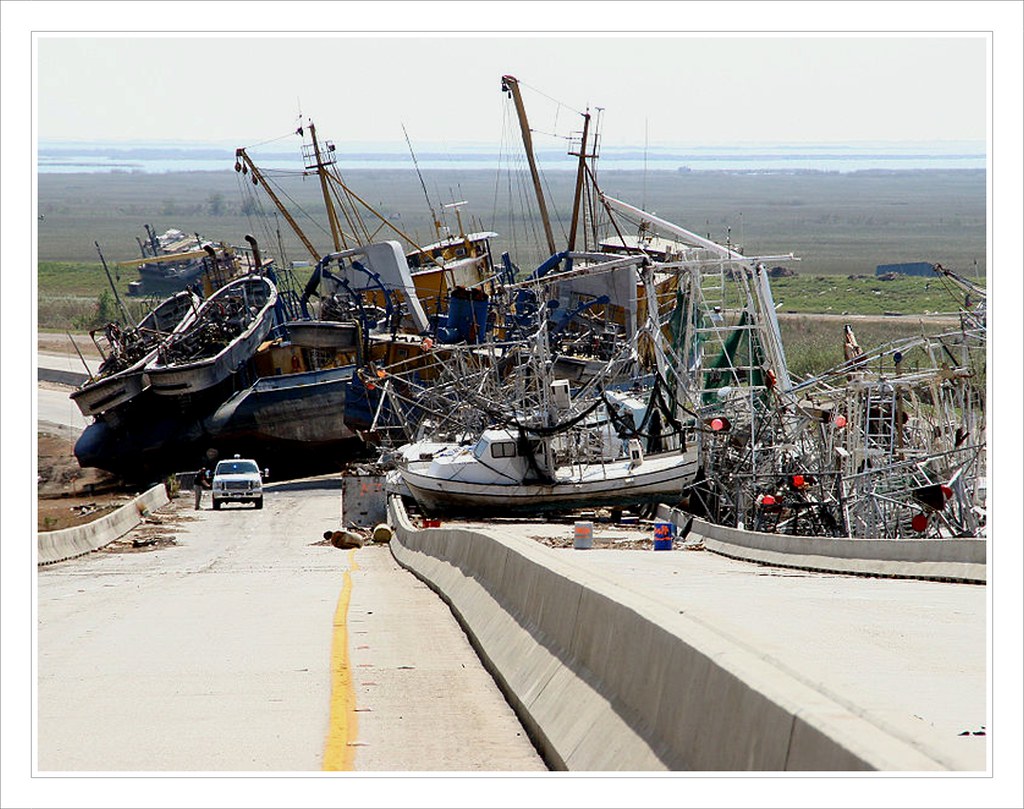 Empire, LA, 2005 Empire, LA, October 25, 2005 This bridg… Flickr