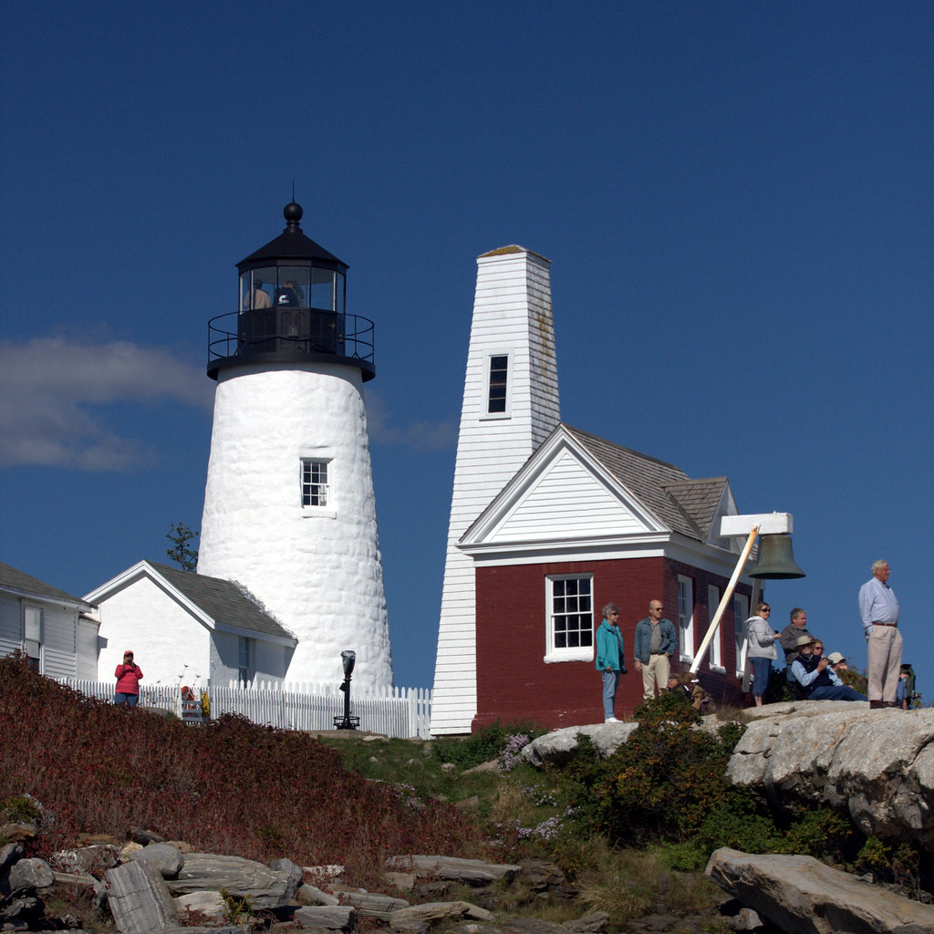 Pemaquid light house and oil house. Pemaquid Point. Bristo… Flickr