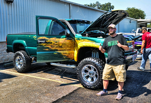 2010hl00188 stylin trucks stylin High Low… Flickr