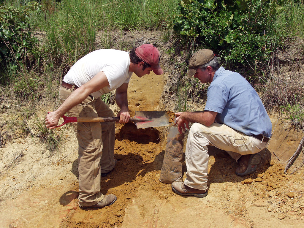 Soil Scientists at Work (6) Soil scientists are actively i… Flickr