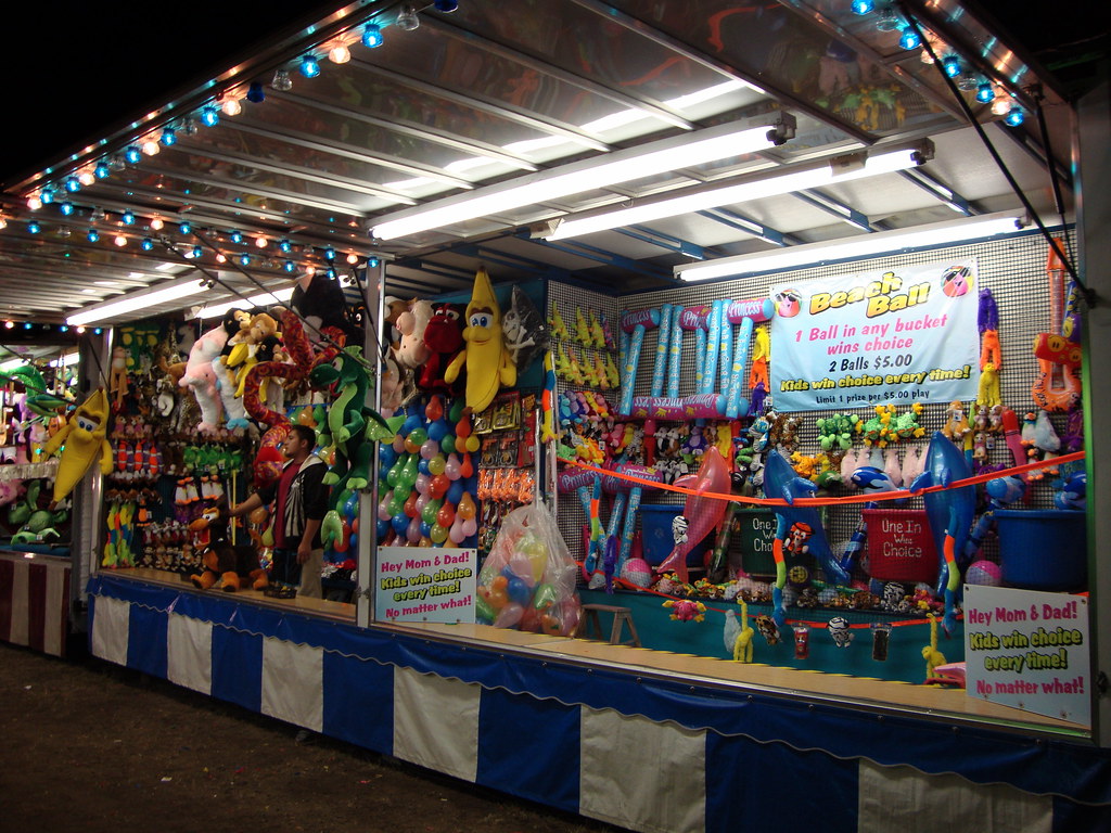 Beach Ball And Balloon Darts Carnival Game Trailer At Nigh… Flickr