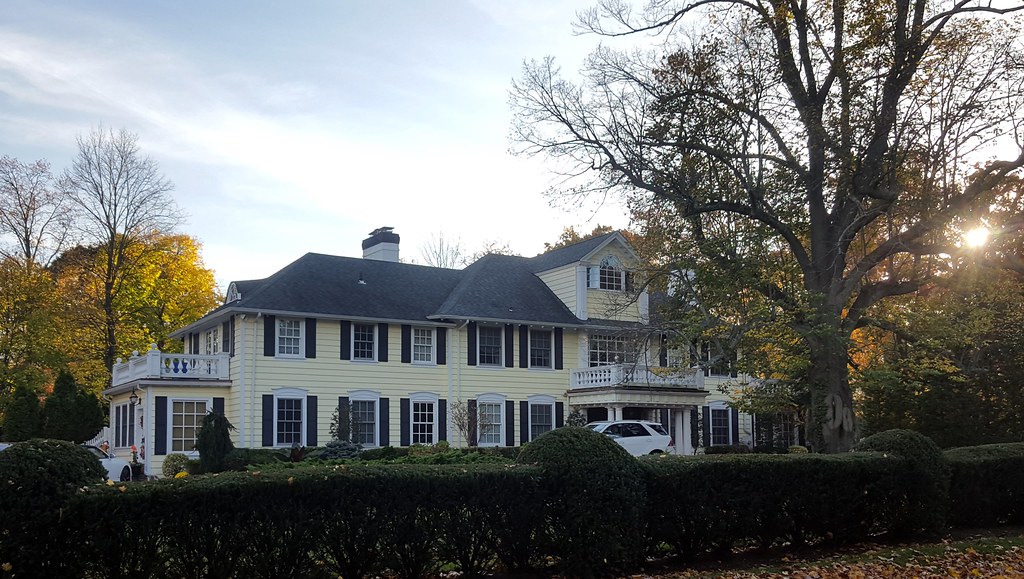 20161112_152944 Hewlett Bay Residence, Hewlett NY There ar… Flickr