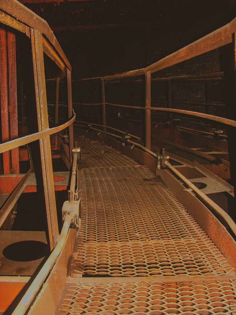 Unfinished Expo Hall of KPU05 Rusty Man Flickr