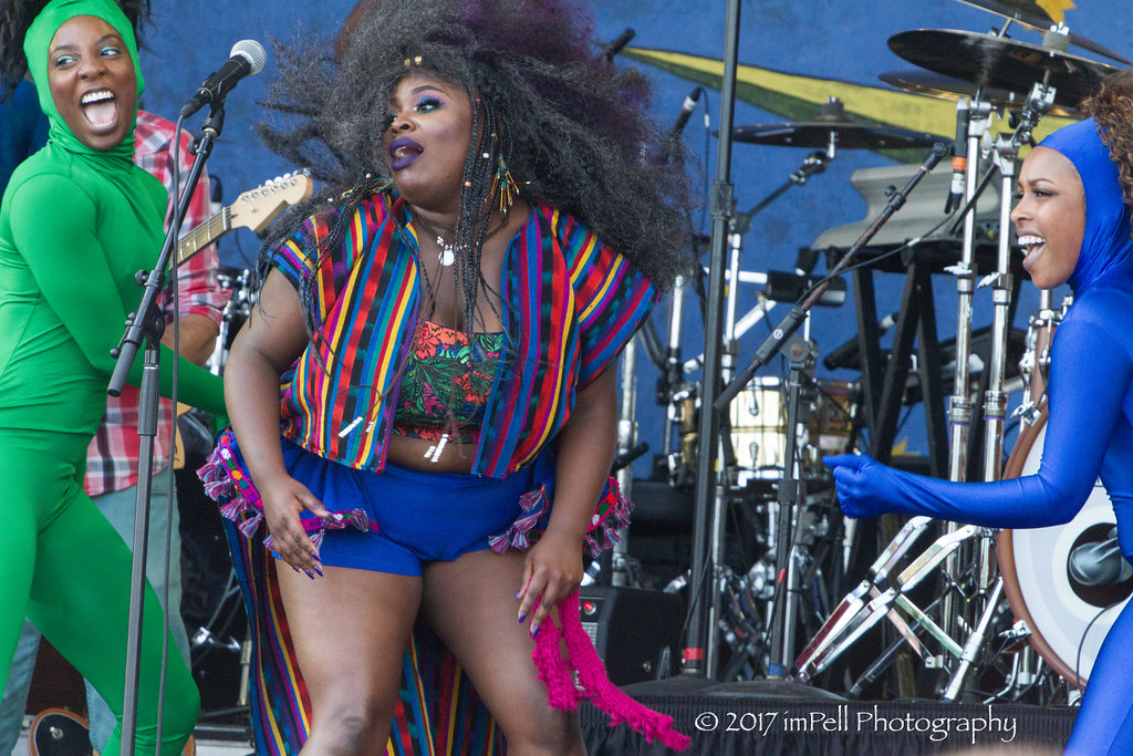 Tank and Da Bangas Tank and da Bangas perform at the 2017 … Flickr