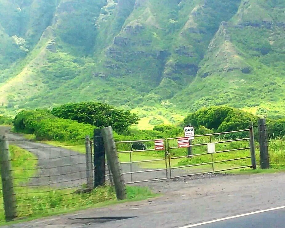 Kapu (a rule or Hawaiian law) private property (keep out… Flickr