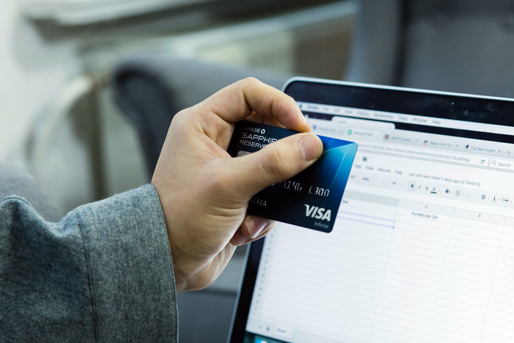 Shopping with a Credit Card Online shopping with a credit … Flickr