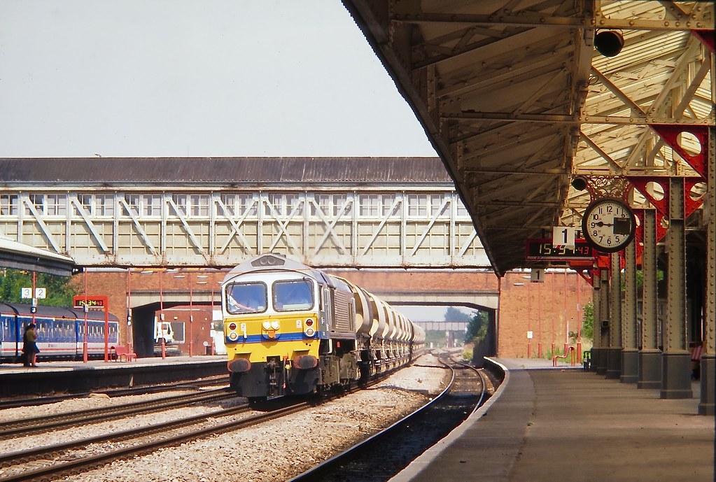 59002. "Yeoman Enterprise" Newbury. July 14th 1989. Flickr