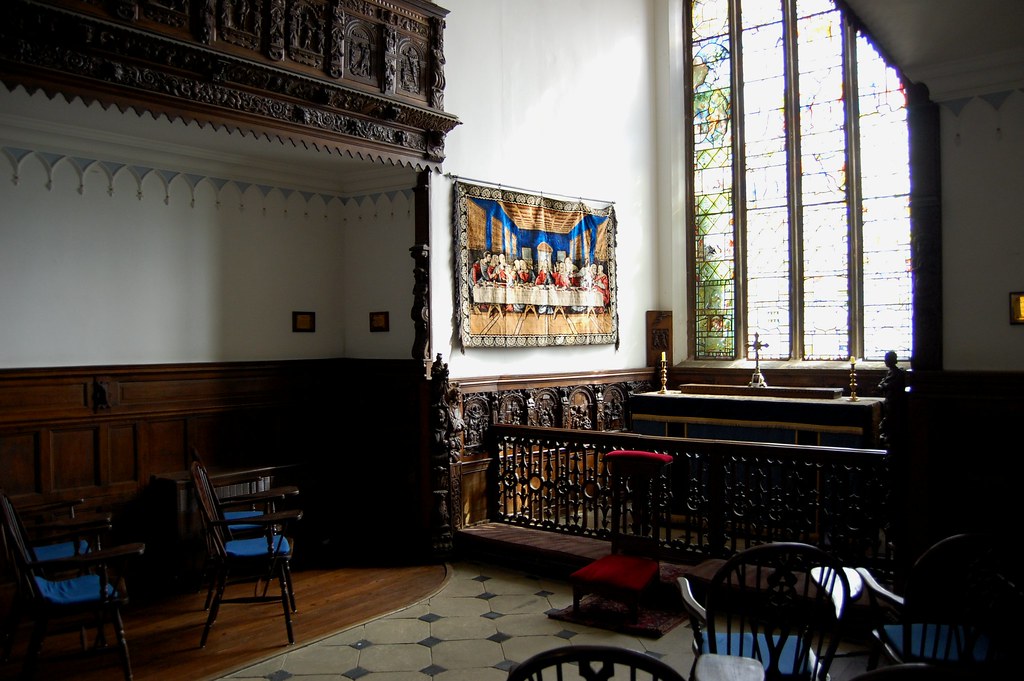2007 FDU Wroxton Abbey Interior Chapel, Great Hall, Library and Reading