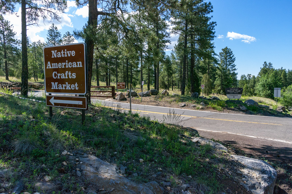 Oak Creek Vista Oak Creek Canyon is a carved into th… Flickr