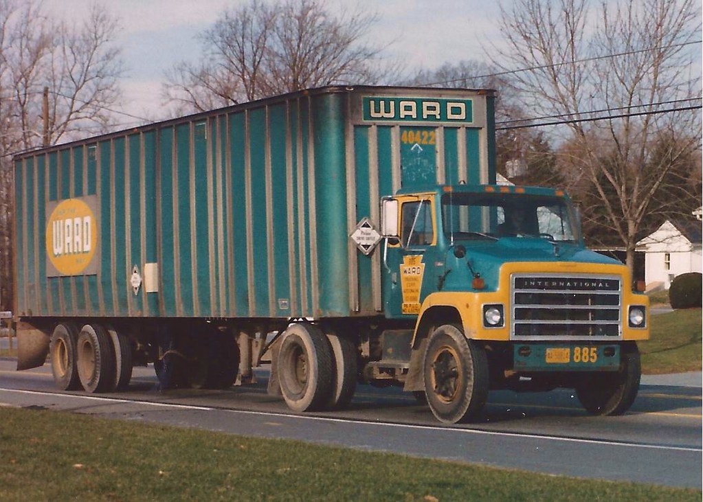 IH Sseries, Ward Tkg 885 Probably a local delivery rig r… Flickr