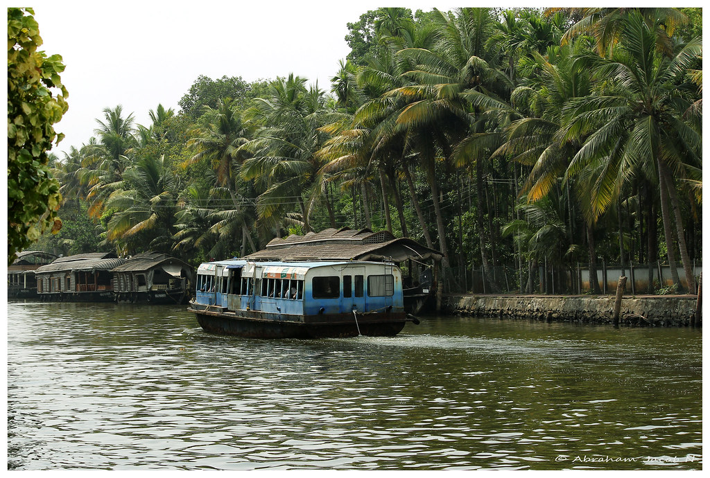 Photo walk 10 Kumarakom Situated 14 km from Kottayam i… Flickr