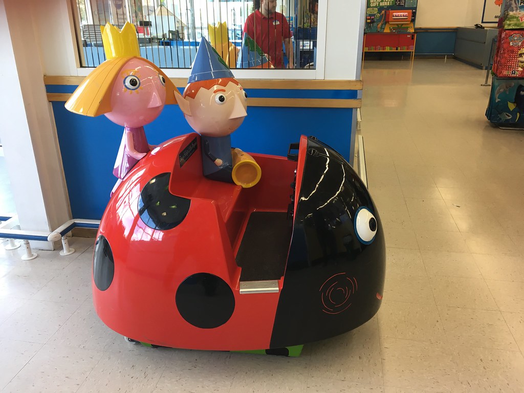 Jolly Roger Ben & Holly's Little Kingdom Kiddie Ride at Toys 'R' Us