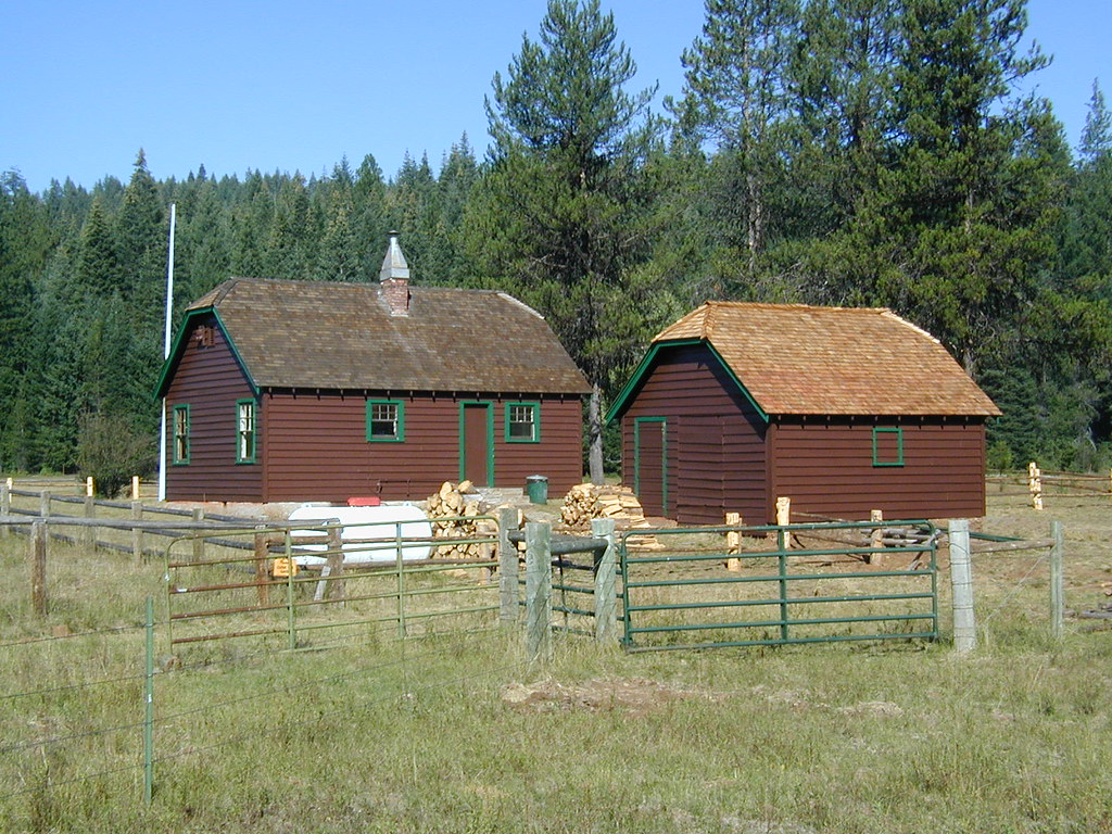 Lodgepole Guard Station, Rogue RiverSiskiyou National For… Flickr