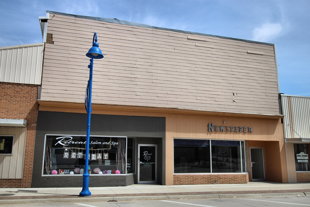 Downtown Building Lake View, IA Tom McLaughlin Flickr