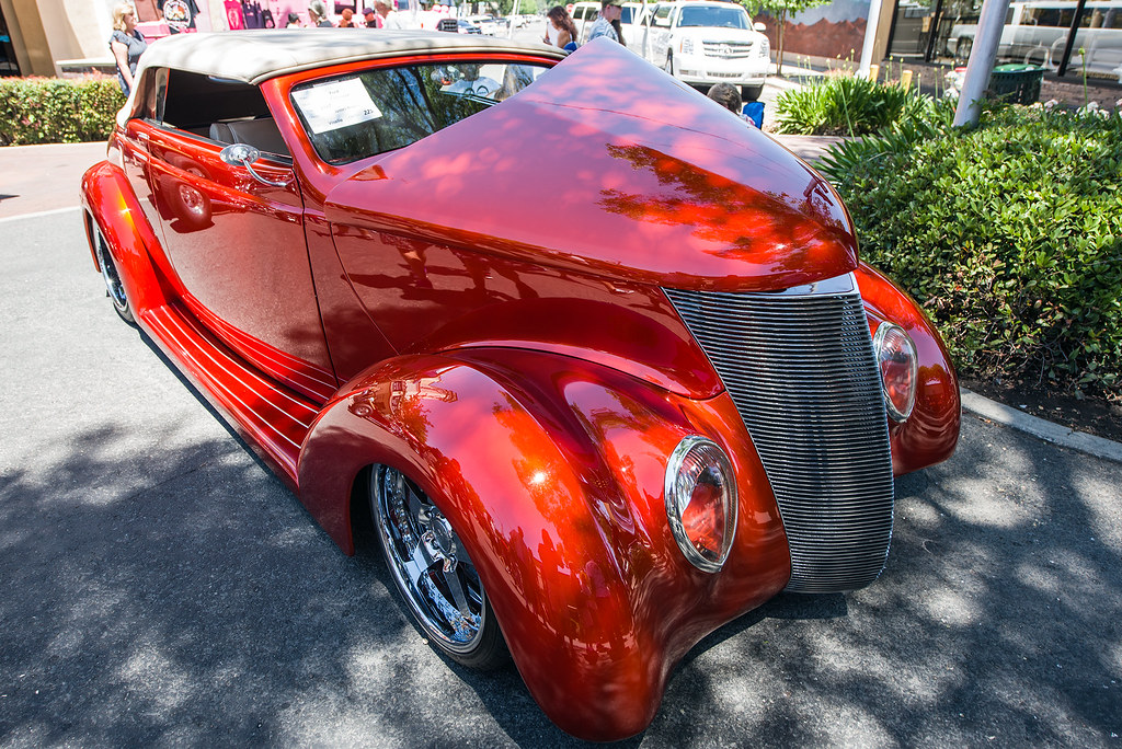 1937 Ford Cabriolet at the Visalia car show GML_5534 Landis