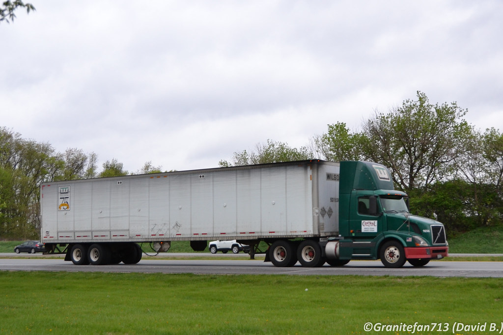 Central Freight Lines Volvo VNL300 a photo on Flickriver