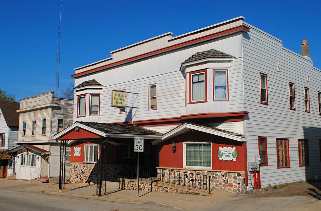 Phillip Funeral Home, Slinger Wisconsin Cragin Spring Flickr
