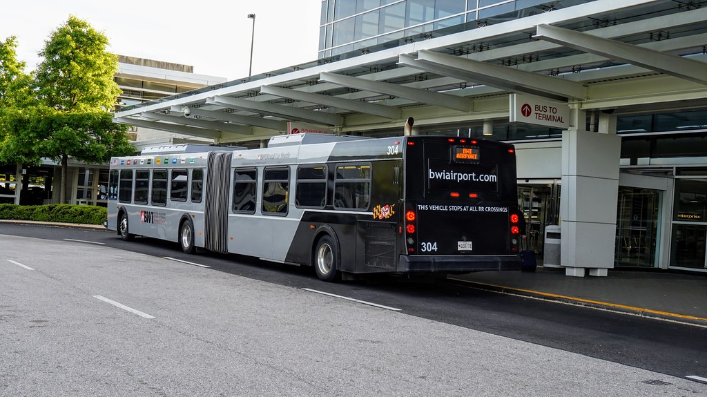 BWI Rental Car Shuttle 2002 New Flyer D60LF 304 MW Transit Photos