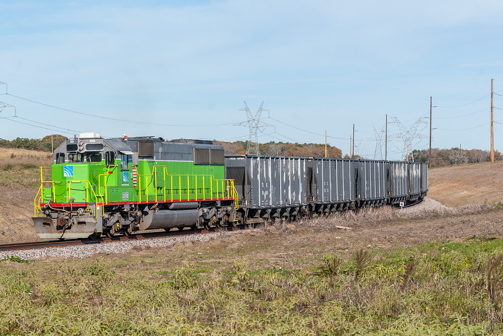 Luminant/Kosse Mine Railroad A Luminant Energy SD50 shoves… Flickr